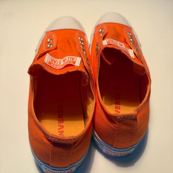 Converse slip-on shoes Size 9.5 - Picture 2 of 3